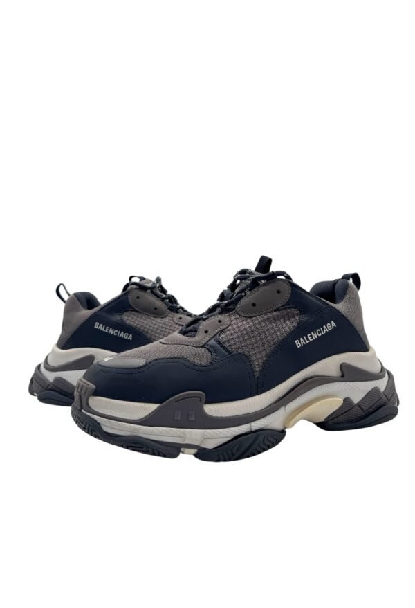 BALENCIAGA - TRIPLE “S”